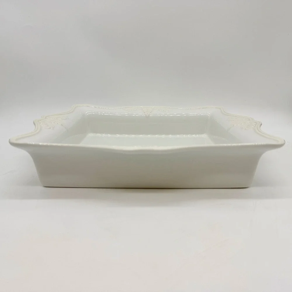 Lenox Butler's Pantry Square Baker Ceramic White Embossed‎ Serving Dish